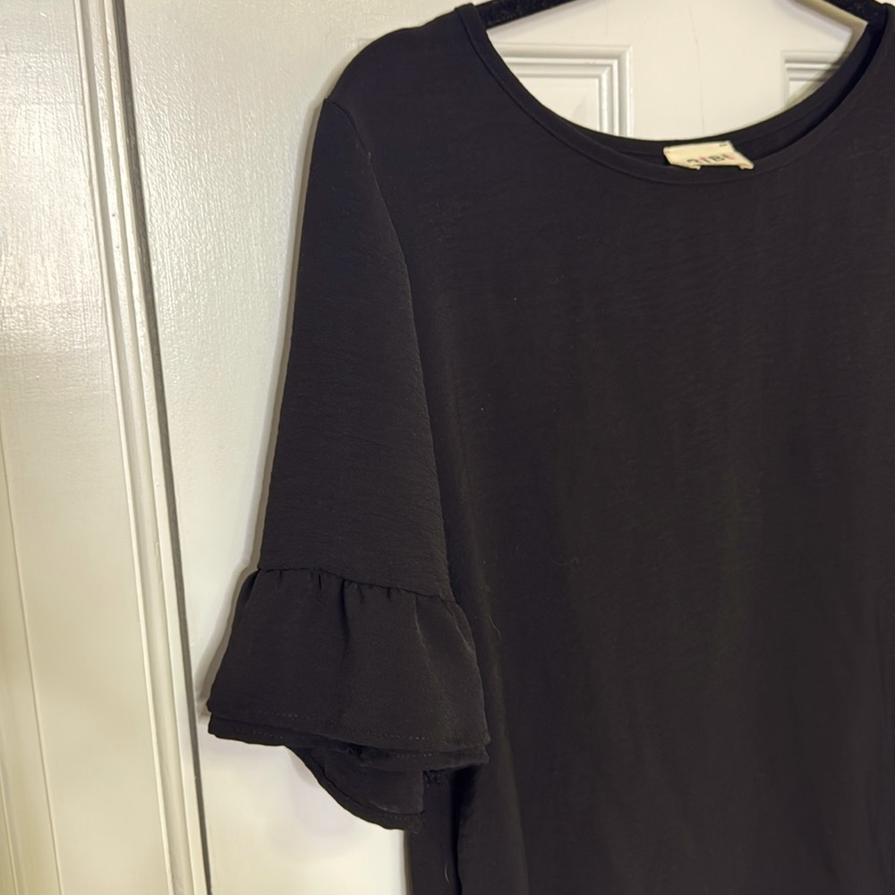BiBi Black Flutter Sleeve Blouse with Ruffled Style S-M - Picture 3 of 7